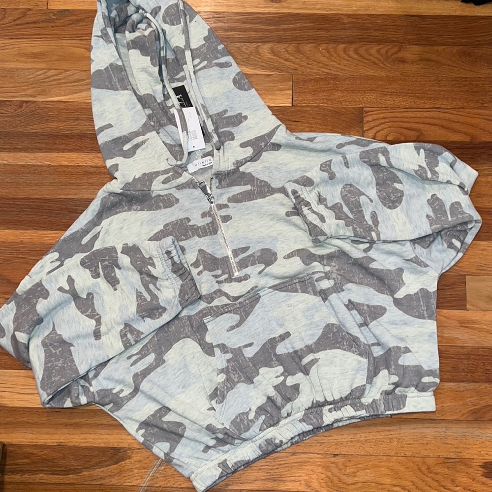 NEW! Ariella Camo Cropped Hoody